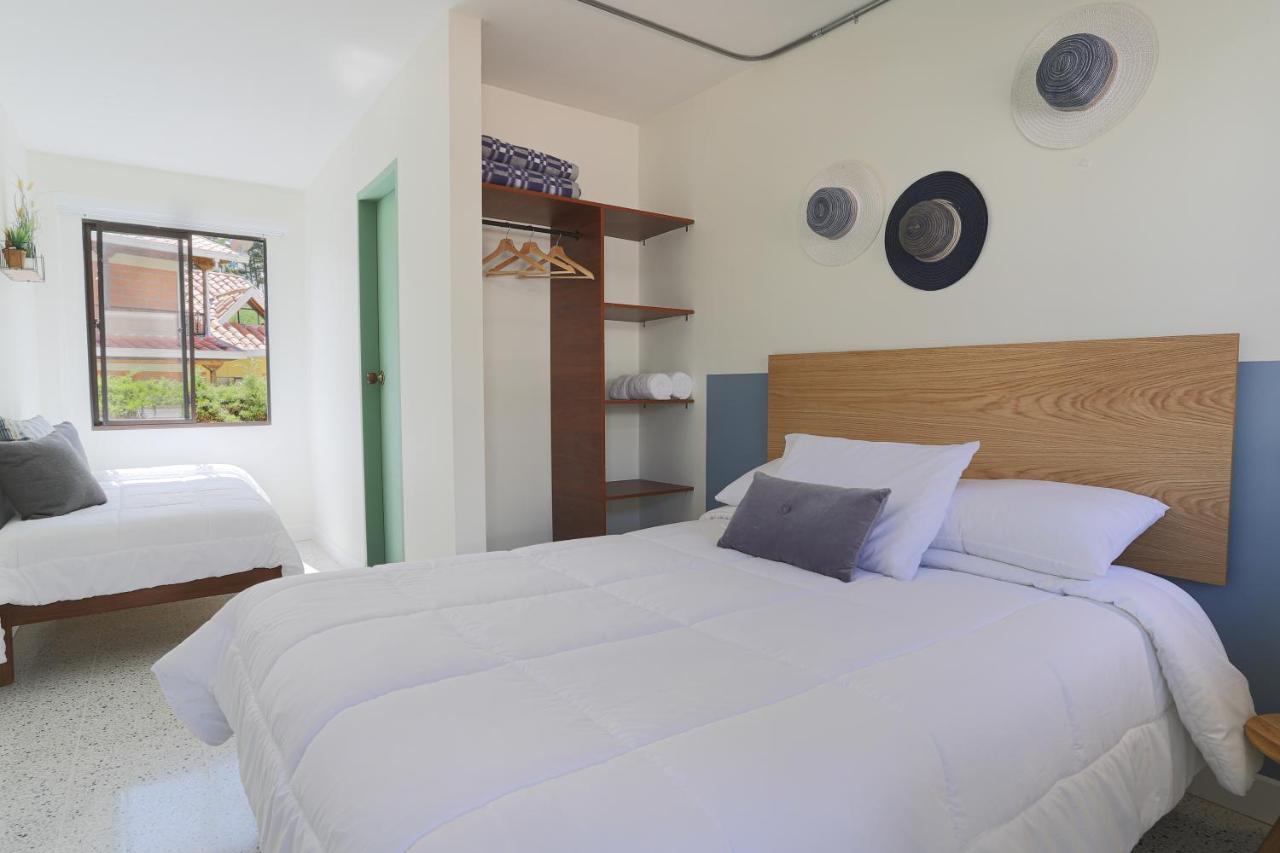 Hotel Soy Local *